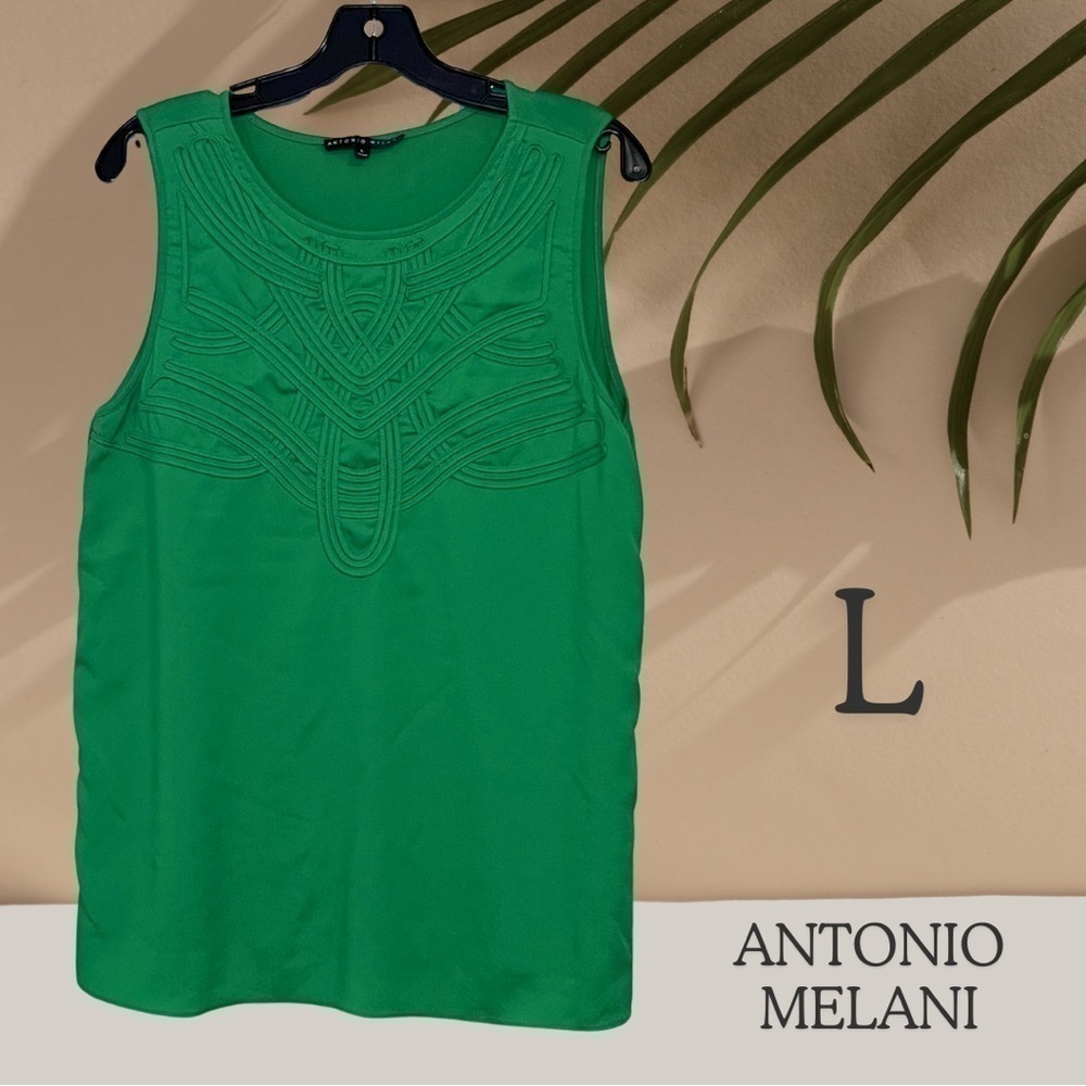 Antonio Melani Women’s Kelly Green Detail Sleeveless Blouse -Size Large